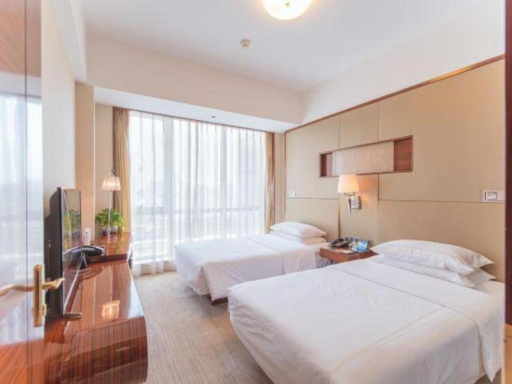 Jinan Silver Plaza Quancheng Hotel エクステリア 写真