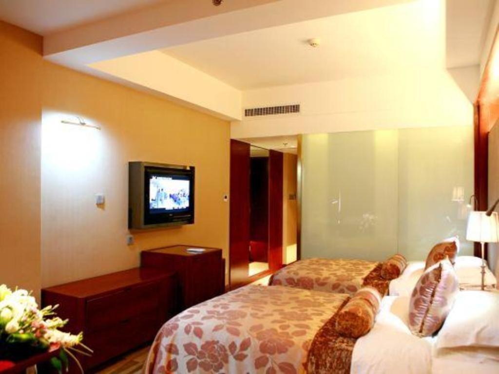 Jinan Silver Plaza Quancheng Hotel エクステリア 写真