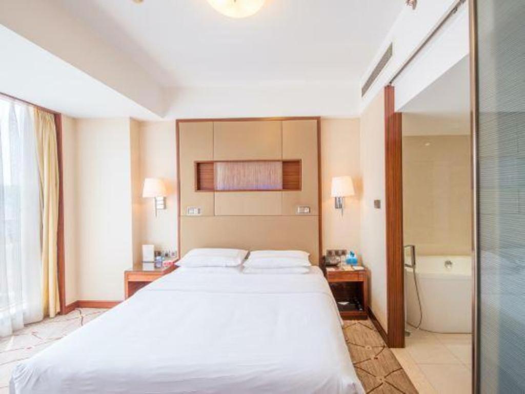 Jinan Silver Plaza Quancheng Hotel エクステリア 写真