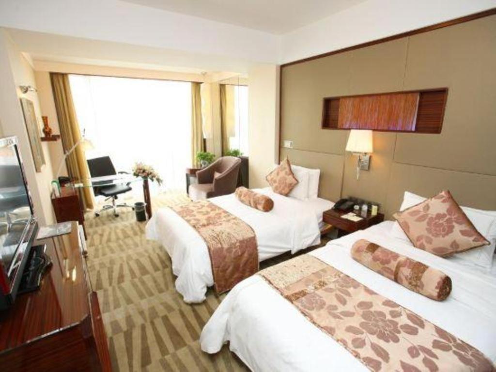 Jinan Silver Plaza Quancheng Hotel エクステリア 写真